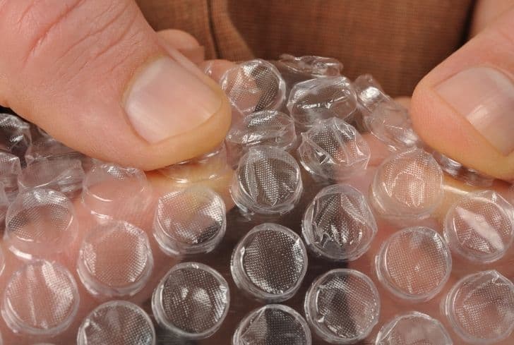 Believe It Or Not, You Can Actually Use Bubble Wrap To Make